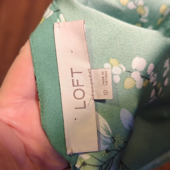 LOFT Ann Taylor Green Spring Print Fit and Flare Long Bell Sleeve Dress Sz 10 - Picture 10 of 11